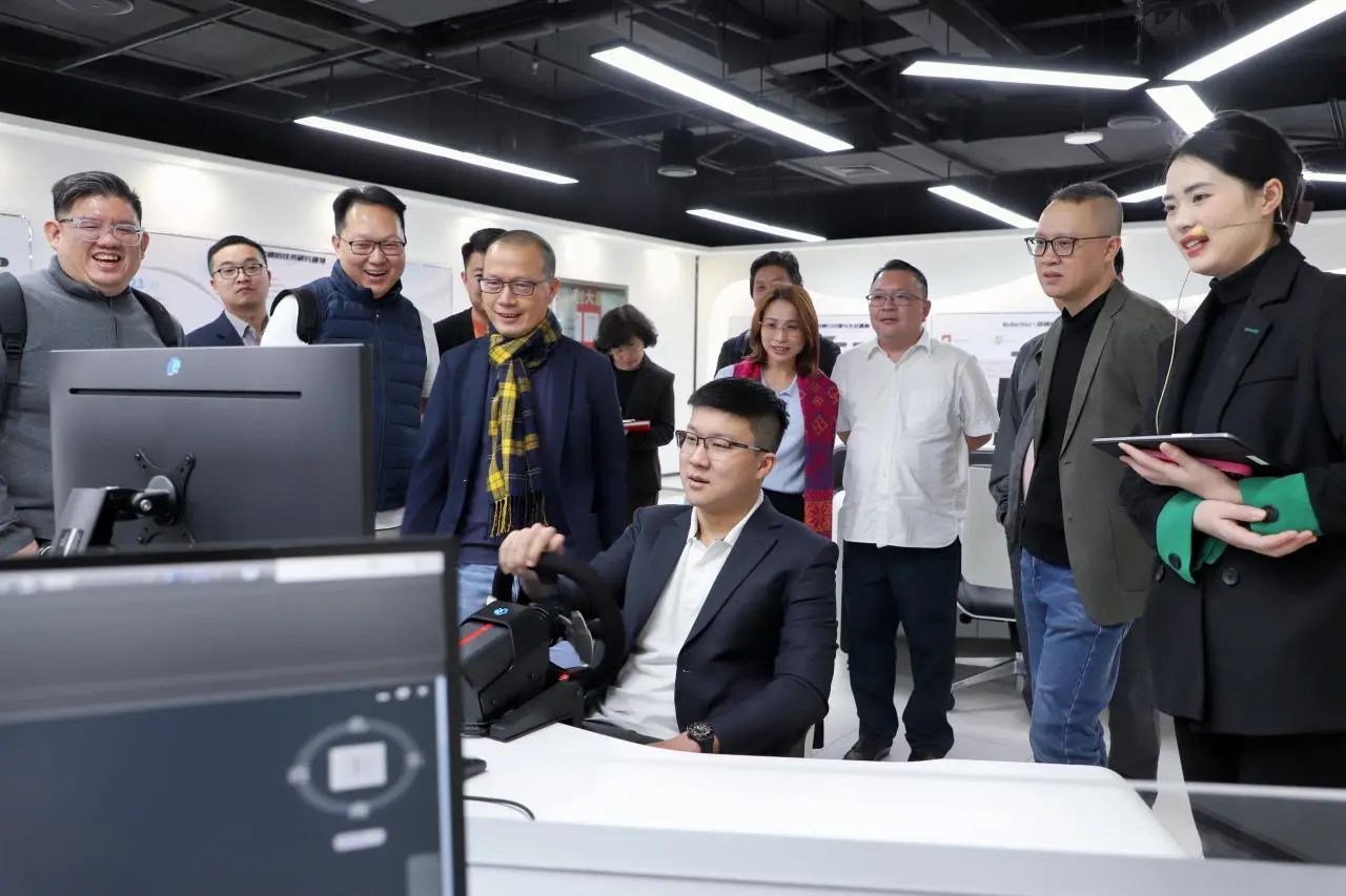 99461d1541154c0cbe8ed868f32ee37a